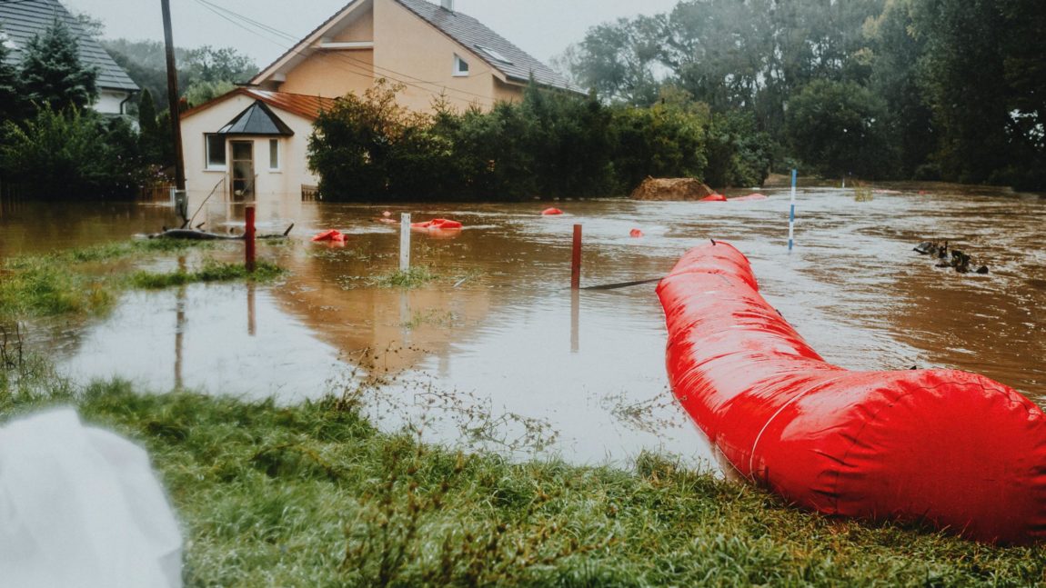 PRZECISZÓW DLA POWODZIAN